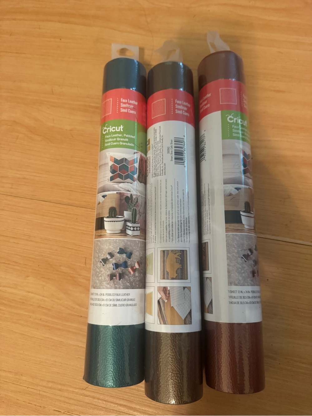 Cricut Metallic Faux Leather Rolls - peacock, Brown, copper